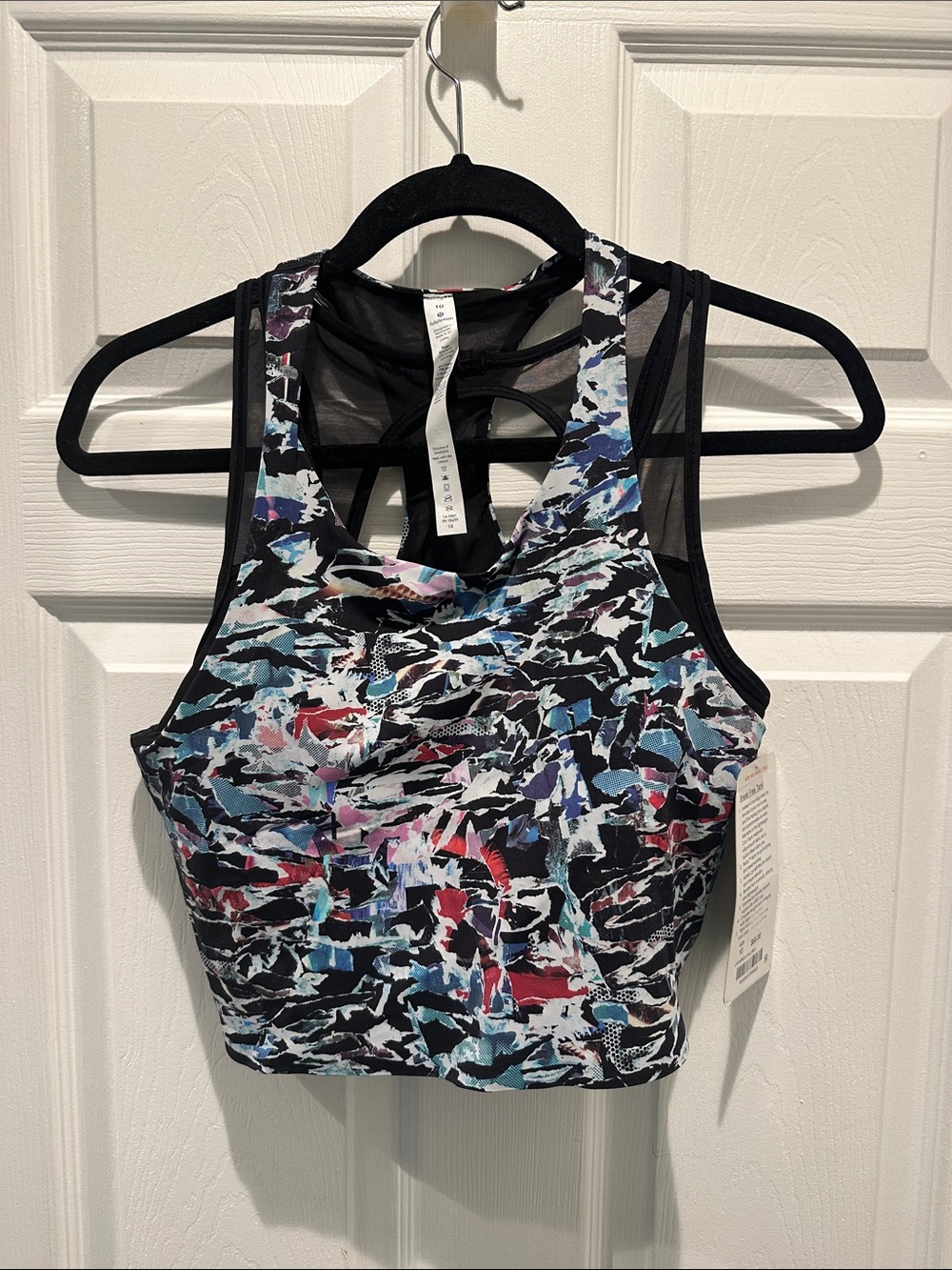 Lululemon Women's Black Multicolor break free cropTank Top Size 10 NWT